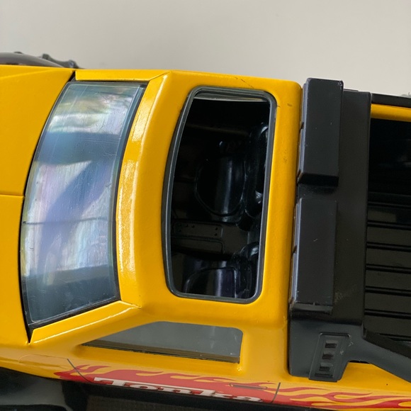 Tonka Steel 4X4 Toy Pickup Truck 2012 - Picture 2 of 5